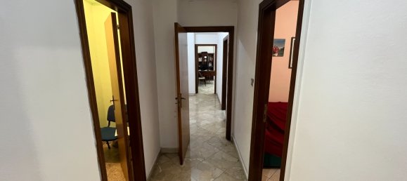 Квартира с 7 комнатами в Катания, Италия № 127924 12