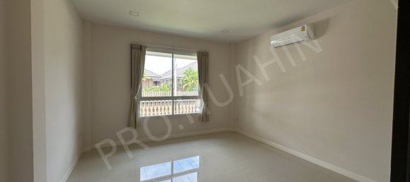 3 dormitorios villa en venta en Hua Hin, Prachuap Khiri Khan, Western Thailand, Thailand № 165835 5