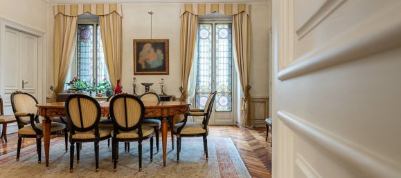 3 bedrooms Apartment in Turin, Italy No. 312838 5