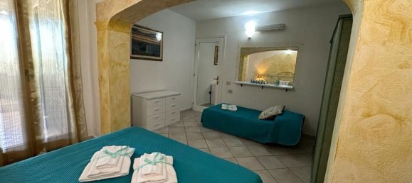 Apartamento de 3 dormitorios en Golfo Aranci, Italy No. 322685 11