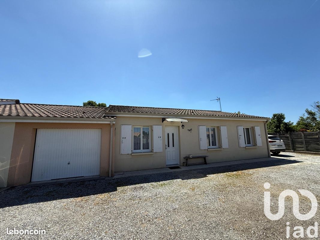 3 bedrooms House in Gironde, France No. 335507