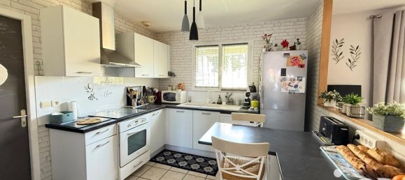 3 bedrooms House in Gironde, France No. 335507 6