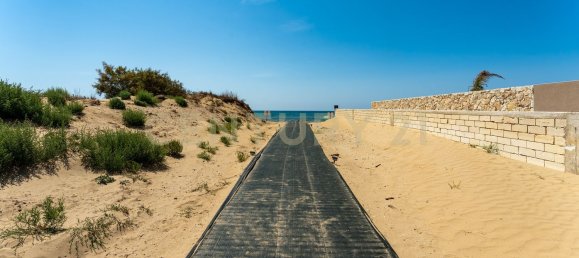 Villa de 10 dormitorios en Pachino, Italy No. 331672 8