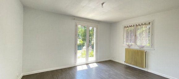 Casa T5 em Saint-Sauveur-sur-Ecole, France N.º 188064 9