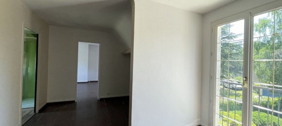 Casa T5 em Saint-Sauveur-sur-Ecole, France N.º 188064 7