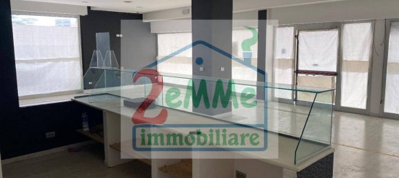 Gewerbliche Immobilie in Spinetoli, Italy 157m², Nr. 84636 6