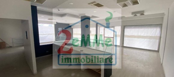 Gewerbliche Immobilie in Spinetoli, Italy 157m², Nr. 84636 5