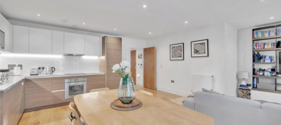 2 bedrooms Apartment in London, United Kingdom No. 7838 5