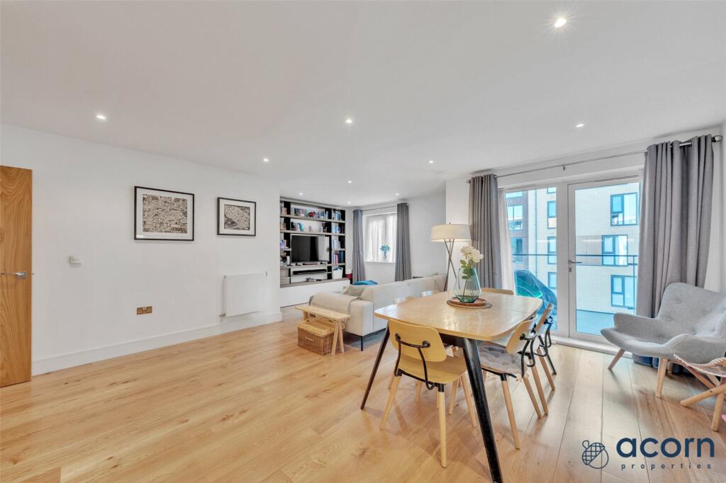 2 bedrooms Apartment in London, United Kingdom No. 7838