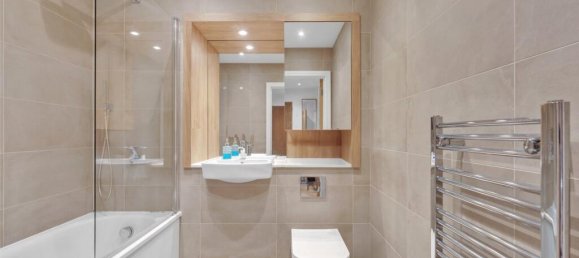 2 bedrooms Apartment in London, United Kingdom No. 7838 10