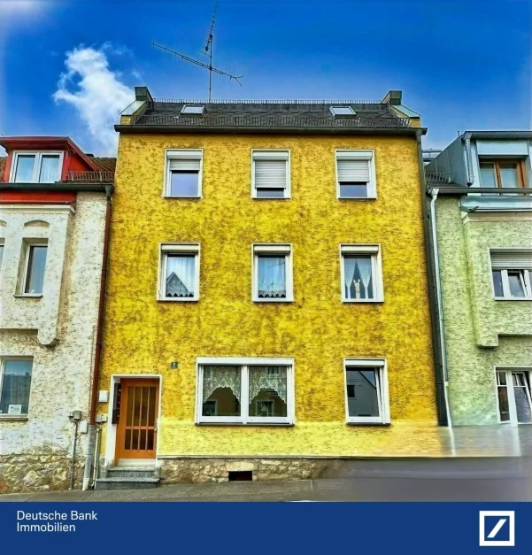 3 bedrooms Townhouse in Cham, Germany No. 89965