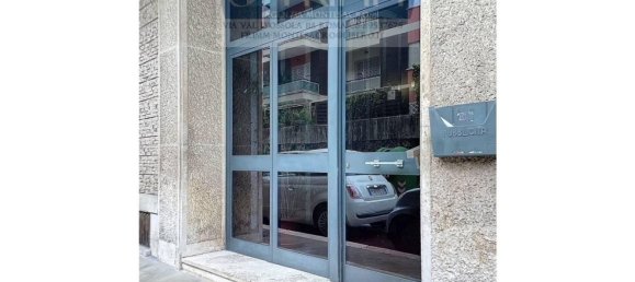 Apartamento de 3 habitaciónes en Rome, Italy No. 34605 3