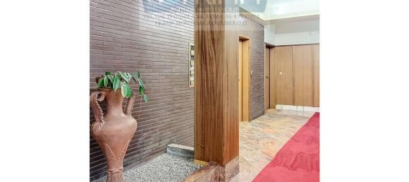 Apartamento de 3 habitaciónes en Rome, Italy No. 34605 5