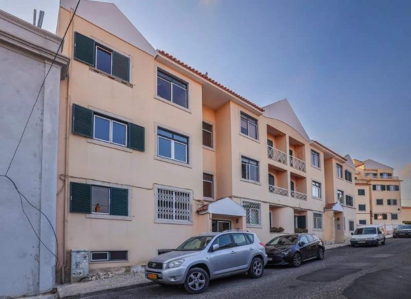 2 bedrooms Apartment in Cascais, Portugal No. 9908