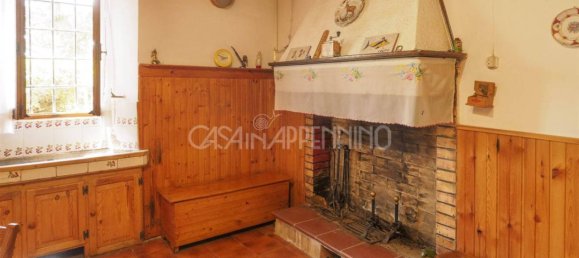 Дом с 4 спальнями в Монтефьорино, Италия № 285844 9