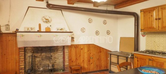 Дом с 4 спальнями в Монтефьорино, Италия № 285844 10