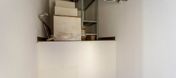 2 bedrooms House in Campi Bisenzio, Italy No. 317262 17