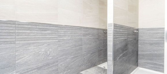 Коммерческая недвижимость 1313м² в Леон, Испания № 29006 40