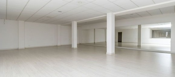 Коммерческая недвижимость 1313м² в Леон, Испания № 29006 25