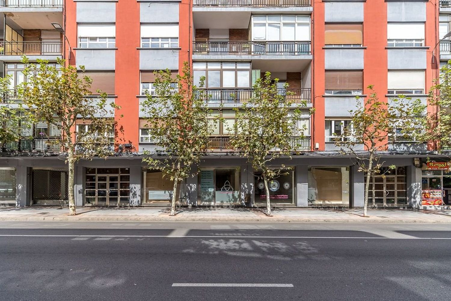 Gewerbliche Immobilie in Leon, Spain 1313m², Nr. 29006