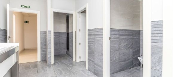 Коммерческая недвижимость 1313м² в Леон, Испания № 29006 41