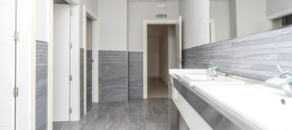 Коммерческая недвижимость 1313м² в Леон, Испания № 29006 37