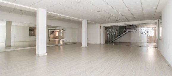 Коммерческая недвижимость 1313м² в Леон, Испания № 29006 26