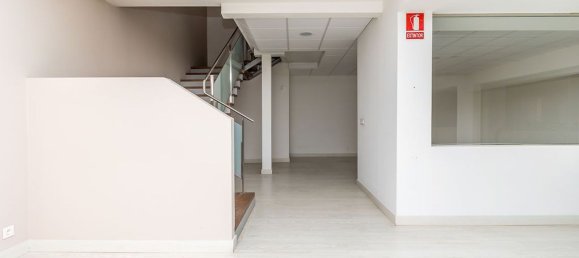 Коммерческая недвижимость 1313м² в Леон, Испания № 29006 16