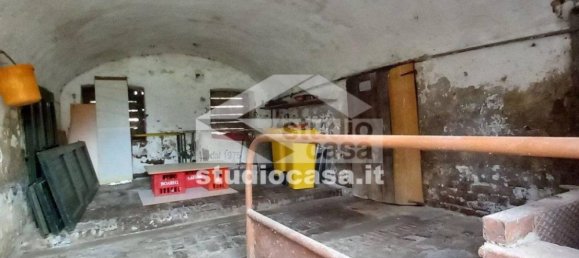 5 bedrooms Villa in Palazzo Pignano, Italy No. 326534 10