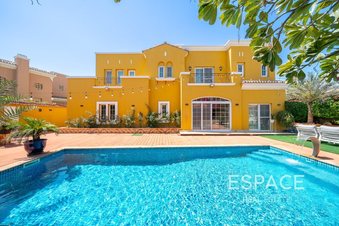 6 bedrooms Villa in Arabian Ranches, UAE No. 106011