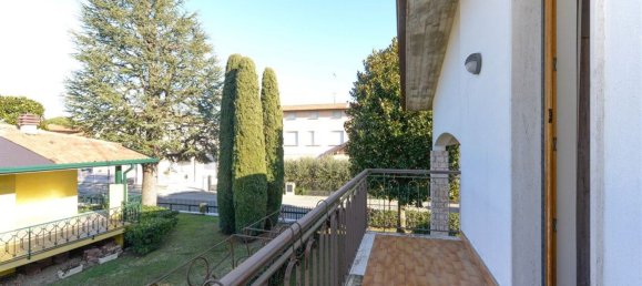 Квартира с 5 комнатами в Дезенцано дель Гарда, Италия № 289623 28