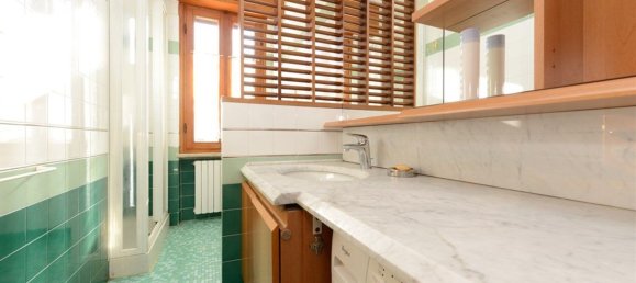 Квартира с 5 комнатами в Дезенцано дель Гарда, Италия № 289623 22