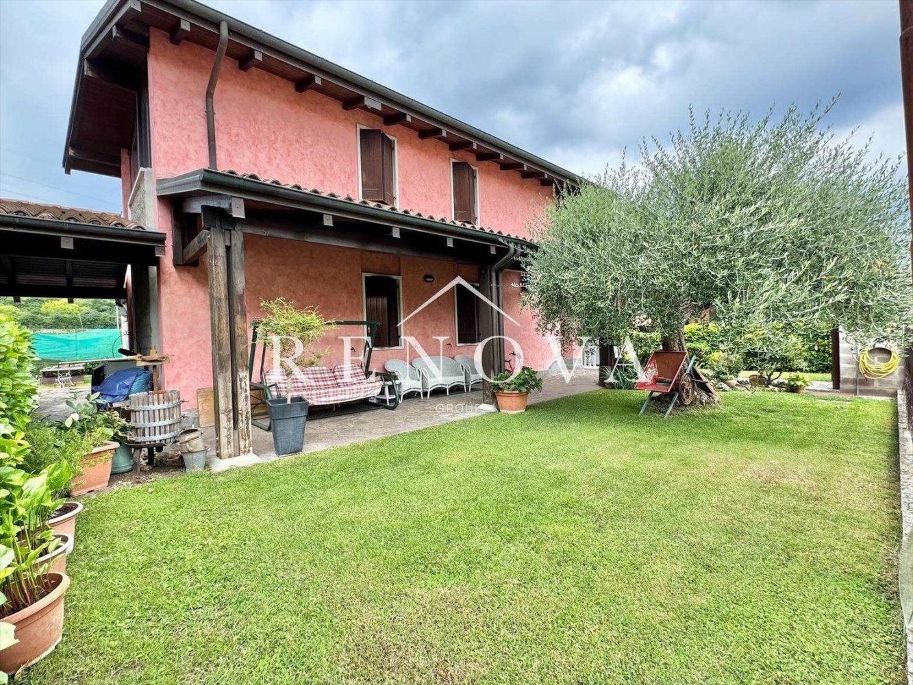 6 rooms Villa in Cavaion Veronese, Italy No. 265953