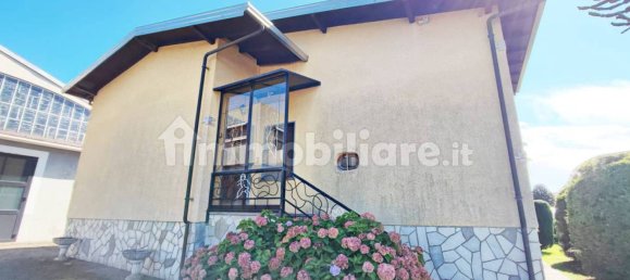 3 bedrooms Villa in Briga Novarese, Italy No. 379874 7