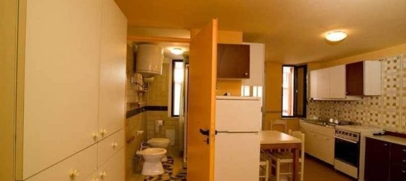 2 rooms Apartment in Centola, Italy No. 255405 3