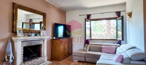 Вилла с 3 спальнями в Помеция, Италия № 332867 28