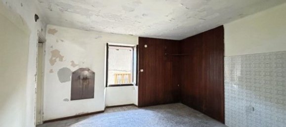 6 bedrooms House in Nebbiuno, Italy No. 331885 8