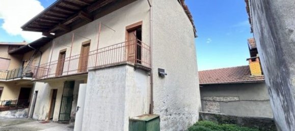 6 bedrooms House in Nebbiuno, Italy No. 331885 2