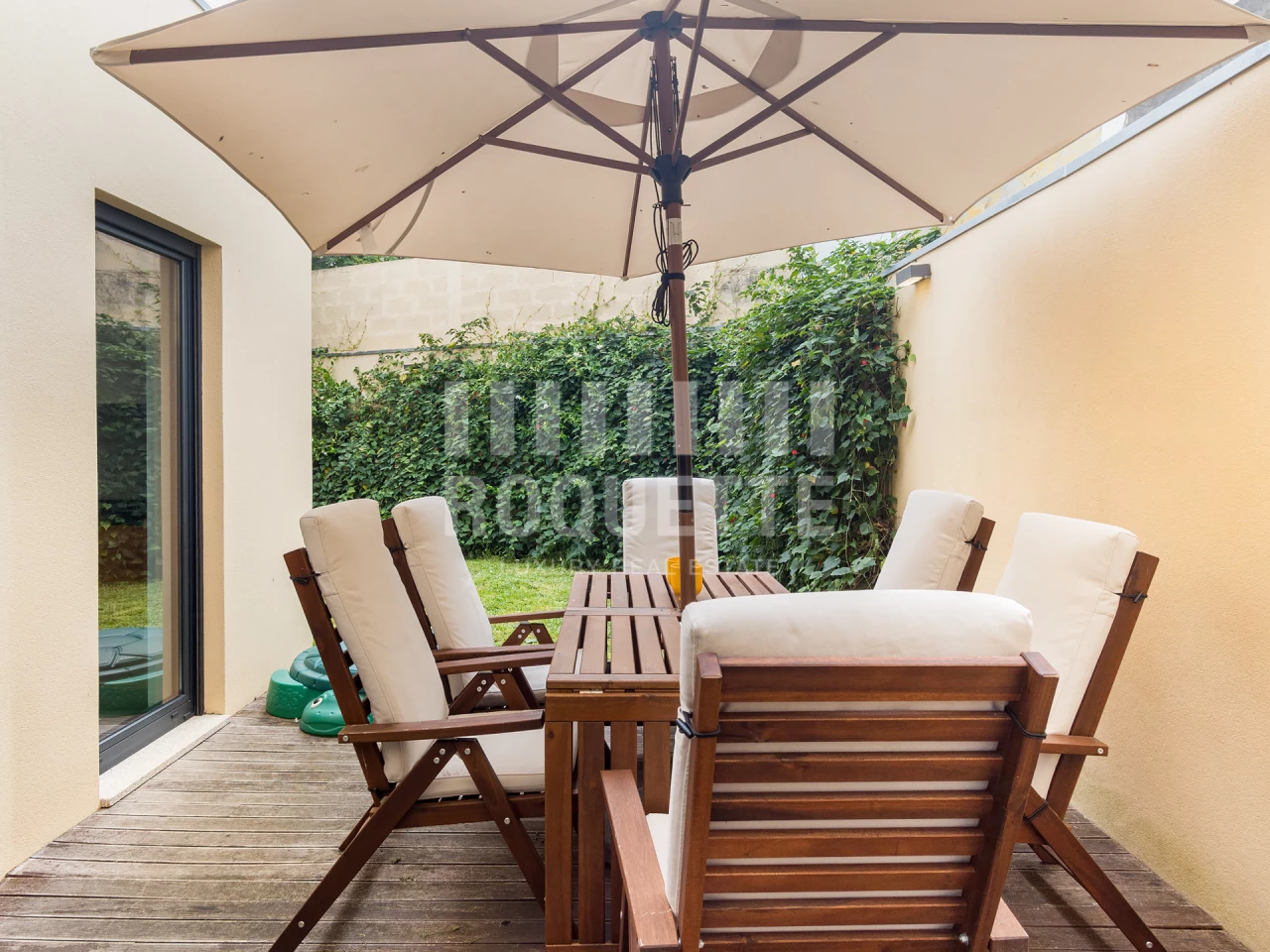 3 غرف نوم منزل في Porto, Portugal رقم 142482