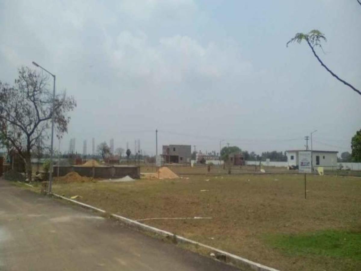  Land in Chennai, India No. 40180