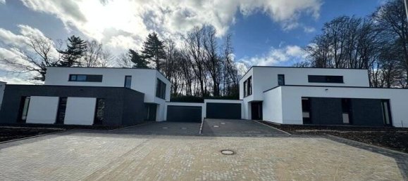 6 rooms Villa in Lippe, Germany No. 122328 2