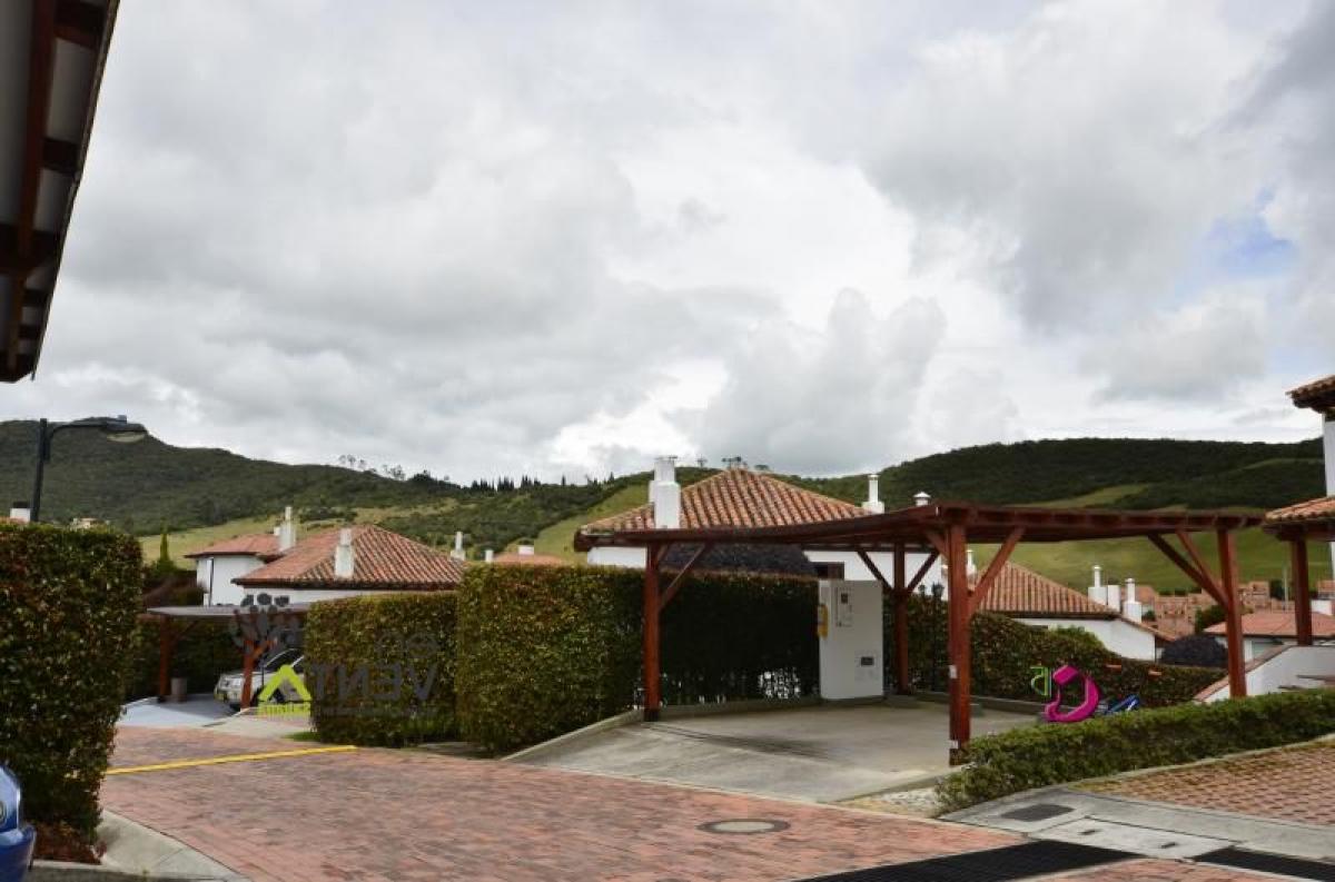 Casa T3 em Cundinamarca, Colombia N.º 4536