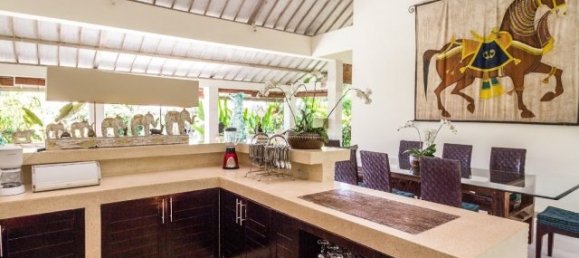 4 dormitorios villa en alquiler en Kerobokan, Badung, Bali, Indonesia № 3187 8