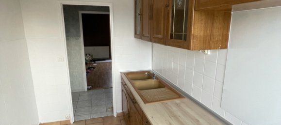 Apartamento de 3 dormitorios en Reims, France No. 50523 2