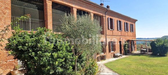 4 bedrooms House in Viarigi, Italy No. 333526 22