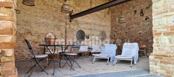 4 bedrooms House in Viarigi, Italy No. 333526 5