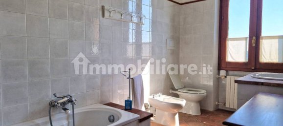 4 bedrooms House in Viarigi, Italy No. 333526 11