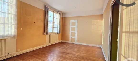 2 bedrooms Apartment in Reims, France No. 70355 20