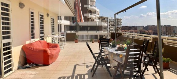 Apartamento de 3 divisões em Bari, Italy N.º 22208 7