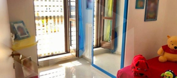 Apartamento de 3 divisões em Bari, Italy N.º 22208 10